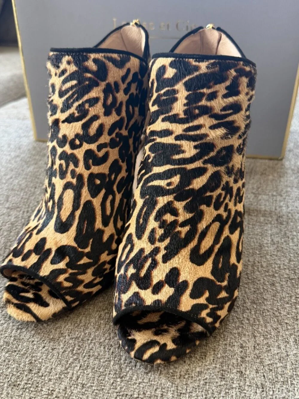Louise et Cie Leopard Calf Hair Peep Toe Heel Booties Size 8